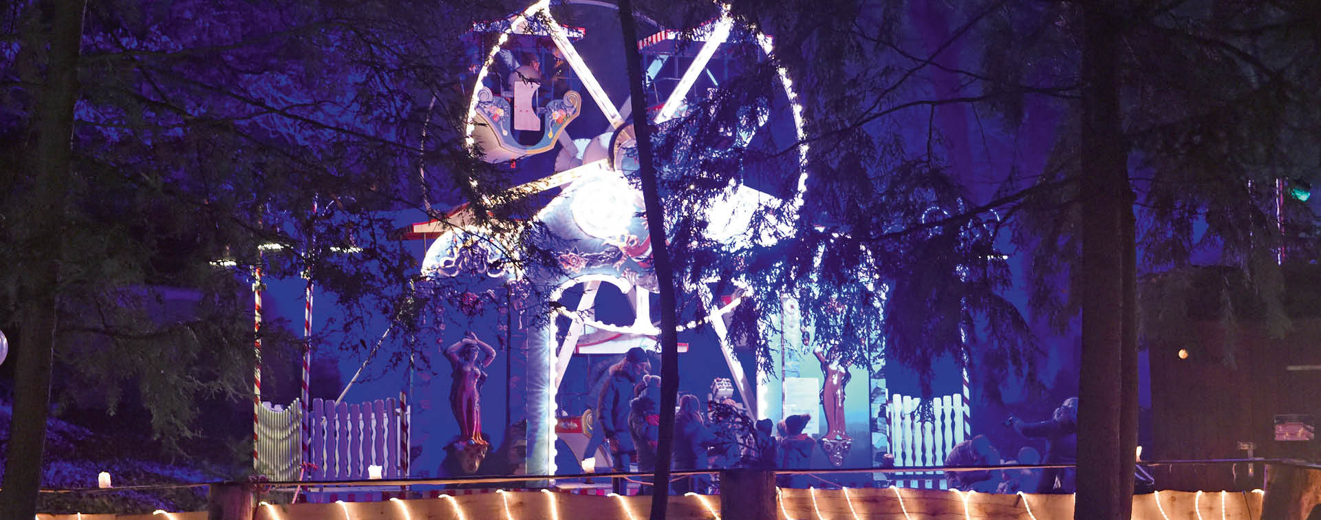 Romantischer Weihnachtsmarkt auf Schloss Thurn und Taxis Regensburg